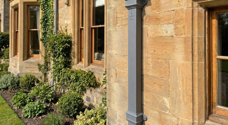 Alumasc Apex 1.83m (6ft) Cast Iron 100 x 75mm (4"x3") Square Downpipe with Ears - Primed